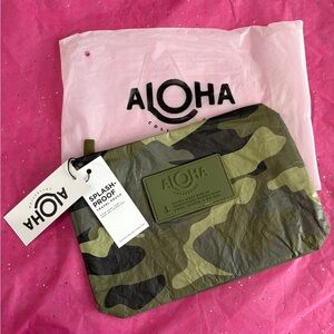 NWT Aloha Collection Small Pouch